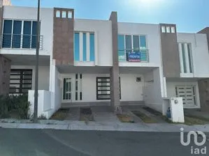 NEX-206511 - Casa en Renta, con 3 recamaras, con 2 baños, con 185 m2 de construcción en Zibatá, CP 76269, Querétaro.