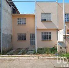 NEX-202598 - Casa en Venta, con 3 recamaras, con 2 baños, con 110 m2 de construcción en Los Encinos, CP 30866, Chiapas.