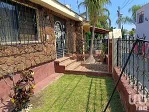 NEX-213227 - Casa en Venta, con 3 recamaras, con 1 baño, con 67 m2 de construcción en Oblatos, CP 44700, Jalisco.