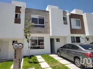 NEX-216837 - Casa en Renta, con 3 recamaras, con 2 baños, con 99 m2 de construcción en Ciudad Marqués, CP 76246, Querétaro.