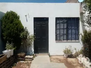 NEX-214673 - Casa en Venta, con 2 recamaras, con 1 baño, con 60 m2 de construcción en Ciudad Satélite, CP 78423, San Luis Potosí.