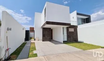 NEX-213096 - Casa en Venta, con 4 recamaras, con 3 baños, con 180 m2 de construcción en José Vasconcelos Calderón, CP 20200, Aguascalientes.