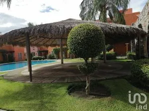 NEX-209921 - Casa en Renta, con 3 recamaras, con 1 baño, con 82 m2 de construcción en Temixco Centro, CP 62580, Morelos.