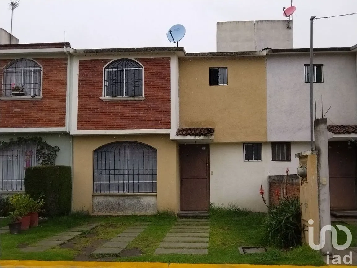 Casa en Venta en El Porvenir, Zinacantepec, México
