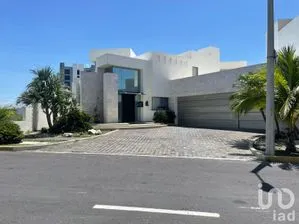 NEX-214746 - Casa en Venta, con 3 recamaras, con 4 baños, con 650 m2 de construcción en Playas del Conchal, CP 95264, Veracruz de Ignacio de la Llave.