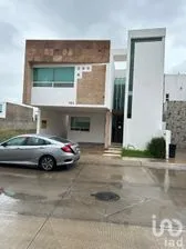NEX-214313 - Casa en Venta, con 3 recamaras, con 4 baños, con 264 m2 de construcción en Loretta, CP 20326, Aguascalientes.