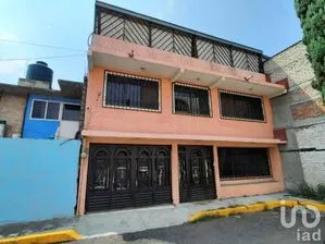 NEX-212722 - Casa en Venta, con 5 recamaras, con 2 baños, con 280 m2 de construcción en Acueducto Tenayuca, CP 54150, México.