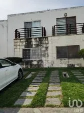 NEX-217337 - Casa en Venta, con 3 recamaras, con 1 baño, con 73 m2 de construcción en Solares, CP 62793, Morelos.