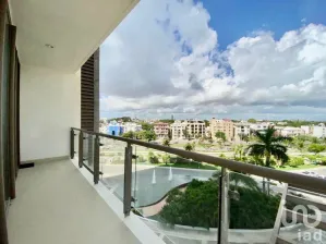 NEX-146010 - Departamento en Venta, con 2 recamaras, con 2 baños, con 202 m2 de construcción en Zona Hotelera, CP 77500, Quintana Roo.