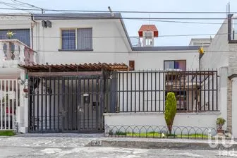 NEX-196877 - Casa en Venta, con 4 recamaras, con 3 baños, con 158 m2 de construcción en Parque Residencial Coacalco 1a Sección, CP 55720, México.