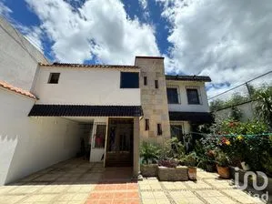 NEX-218329 - Casa en Venta, con 4 recamaras, con 3 baños, con 250 m2 de construcción en 31 de Marzo, CP 29220, Chiapas.