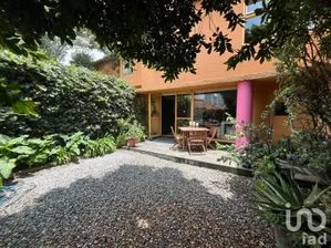 NEX-217472 - Casa en Renta, con 4 recamaras, con 3 baños, con 412 m2 de construcción en Santa Fe Cuajimalpa, CP 05348, Ciudad de México.