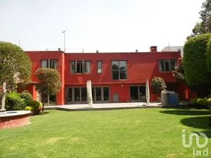 NEX-167704 - Casa en Venta, con 4 recamaras, con 3 baños, con 460 m2 de construcción en Santa Catarina, CP 04010, Ciudad de México.