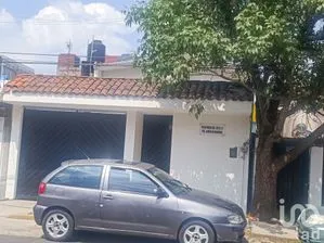NEX-203869 - Casa en Renta, con 4 recamaras, con 3 baños, con 170 m2 de construcción en Lomas de Padierna, CP 14240, Ciudad de México.