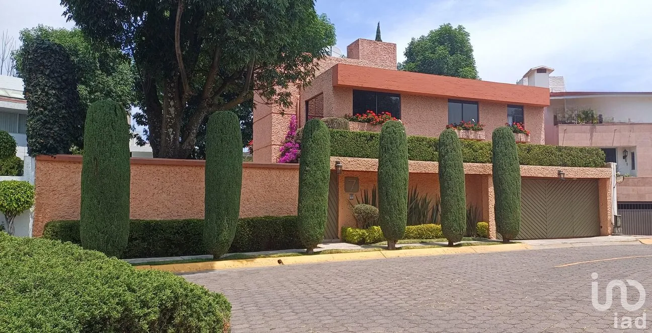 Casa en Venta en Paseo de las Palmas, Huixquilucan, México