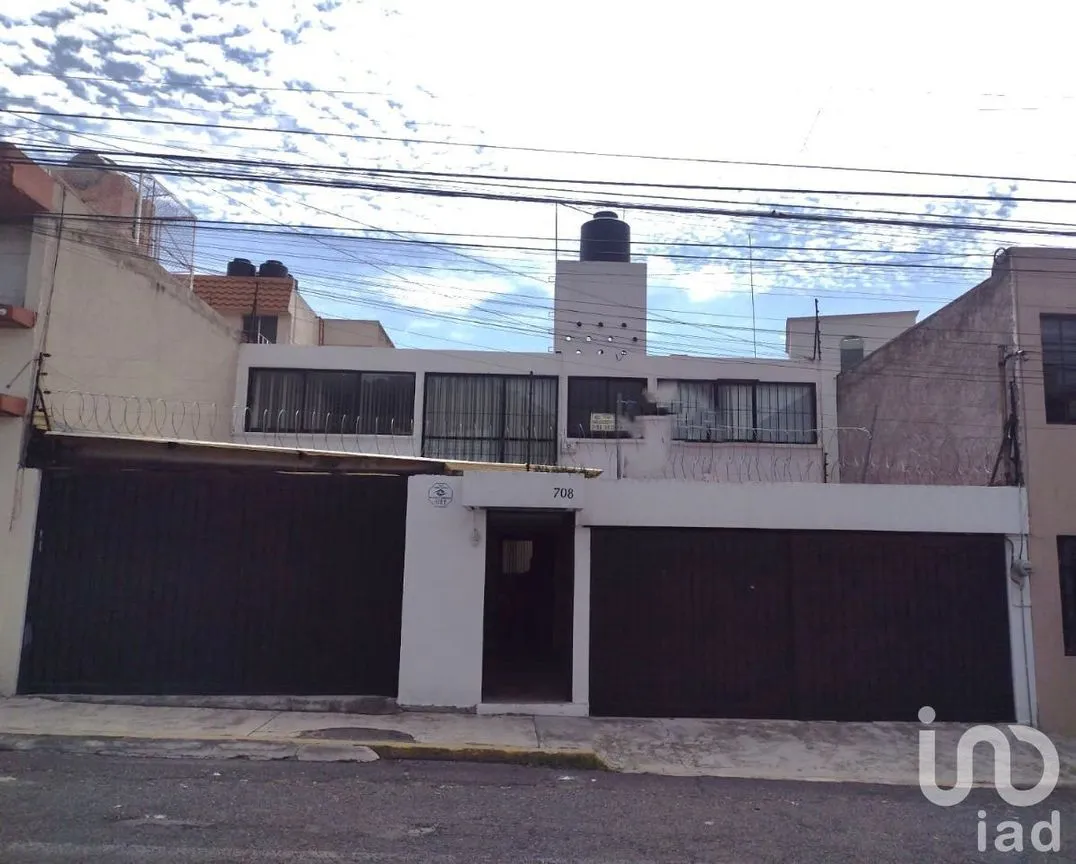 Casa en Venta en Sector Popular, Toluca, Estado De México