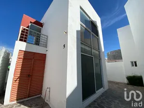 NEX-213121 - Casa en Venta, con 4 recamaras, con 3 baños, con 151 m2 de construcción en Milenio III, CP 76060, Querétaro.