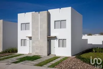 NEX-213182 - Casa en Venta, con 2 recamaras, con 1 baño, con 62 m2 de construcción en Villas la Piedad, CP 76246, Querétaro.