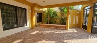 NEX-163579 - Casa en Renta, con 4 recamaras, con 2 baños, con 270 m2 de construcción en Francisco de Montejo, CP 97203, Yucatán.