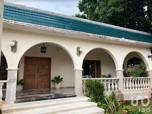 NEX-211632 - Casa en Venta, con 6 recamaras, con 5 baños, con 572 m2 de construcción en San Juan Grande, CP 97145, Yucatán.
