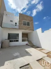 NEX-64897 - Casa en Venta, con 3 recamaras, con 4 baños, con 156 m2 de construcción en El Aguaje, CP 78398, San Luis Potosí.