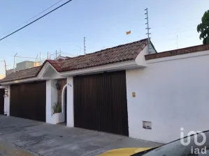 NEX-81976 - Casa en Venta, con 4 recamaras, con 4 baños, con 550 m2 de construcción en Prados Tepeyac, CP 45050, Jalisco.