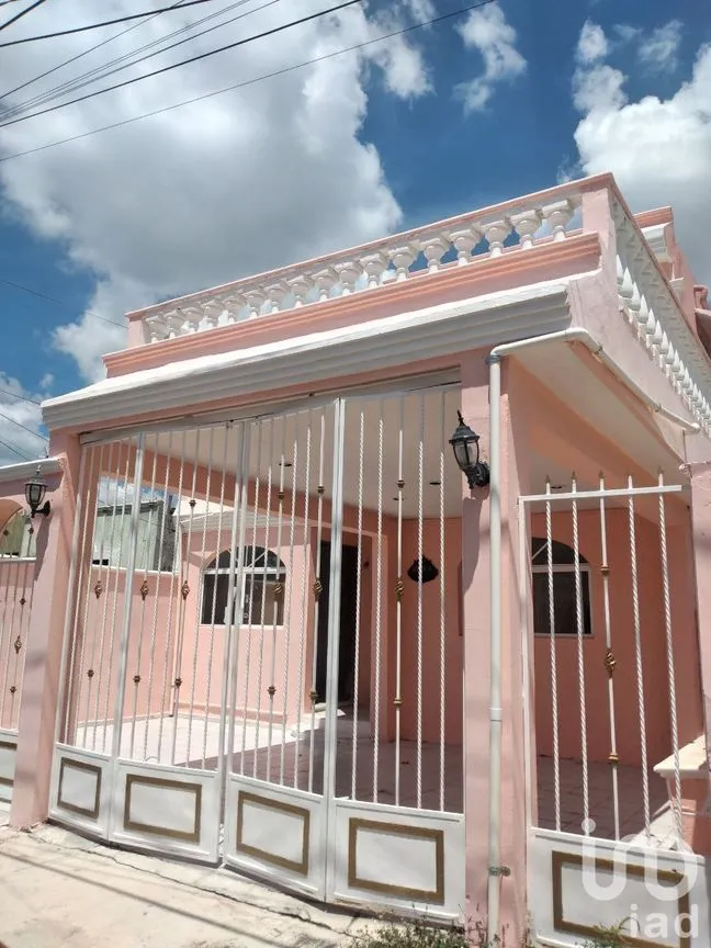 Casa en Venta en Francisco de Montejo, Mérida, Yucatán | NEX-216707 | iad México | Foto 1 de 30