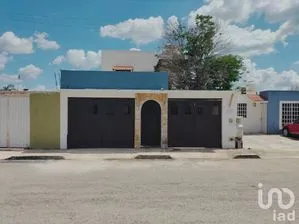 NEX-216709 - Casa en Venta, con 4 recamaras, con 3 baños, con 205.55 m2 de construcción en Ciudad Caucel, CP 97314, Yucatán.