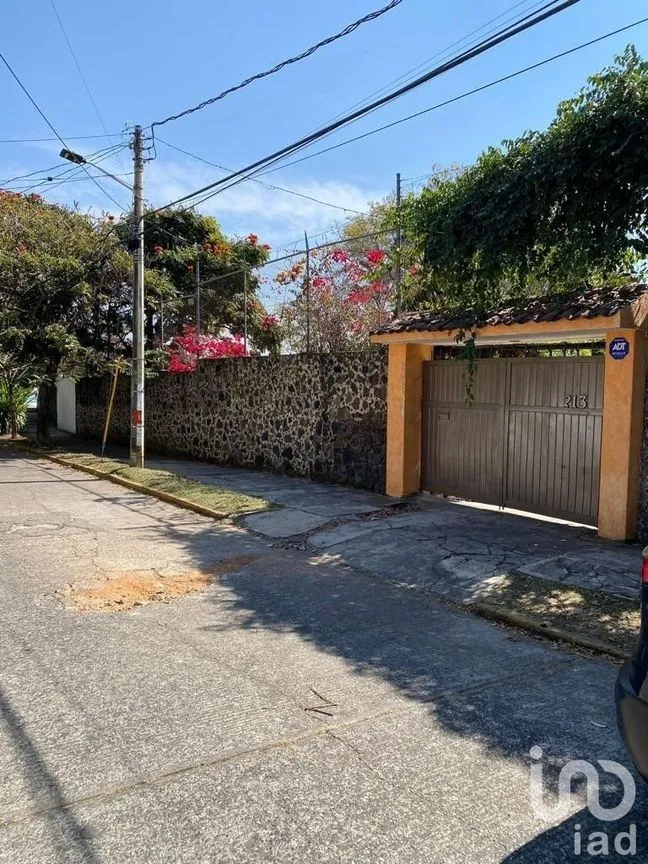 Casa en Venta en Lomas de Atzingo, Cuernavaca, Morelos
