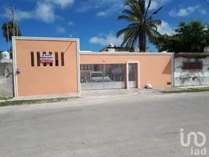NEX-210616 - Casa en Venta, con 3 recamaras, con 3 baños, con 400 m2 de construcción en Progreso de Castro Centro, CP 97320, Yucatán.