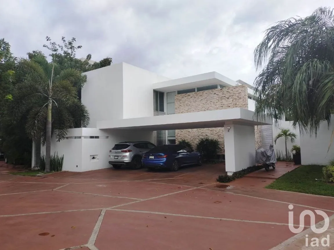 Casa en Venta en Cocoyoles, Mérida, Yucatán | NEX-215361 | iad México | Foto 2 de 27