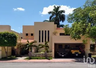 NEX-208569 - Casa en Venta, con 3 recamaras, con 4 baños, con 330 m2 de construcción en San Ramon Norte, CP 97117, Yucatán.