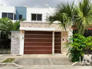 NEX-185032 - Casa en Venta, con 2 recamaras, con 2 baños, con 74 m2 de construcción en Cataluña II, CP 77725, Quintana Roo.
