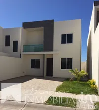NEX-208452 - Casa en Venta, con 3 recamaras, con 3 baños, con 162.47 m2 de construcción en Las Villas Residencial, CP 81271, Sinaloa.