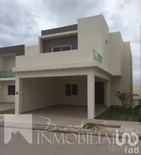 NEX-208453 - Casa en Venta, con 3 recamaras, con 3 baños, con 177.38 m2 de construcción en Las Villas Residencial, CP 81271, Sinaloa.