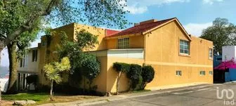 NEX-212188 - Casa en Venta, con 3 recamaras, con 2 baños, con 235 m2 de construcción en Lomas Verdes 1a Sección, CP 53120, Estado De México.