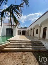 NEX-210817 - Casa en Venta, con 5 recamaras, con 5 baños, con 902.95 m2 de construcción en Mérida Centro, CP 97000, Yucatán.
