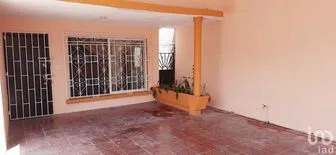 NEX-209249 - Casa en Venta, con 4 recamaras, con 4 baños en Burócrata, CP 24160, Campeche.