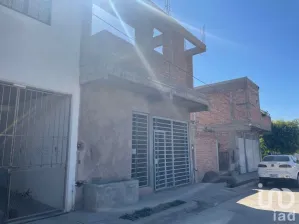 NEX-97750 - Casa en Venta, con 2 recamaras, con 2 baños, con 145 m2 de construcción en Balcones de Santa Fé, CP 36257, Guanajuato.