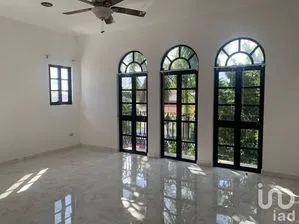 NEX-208603 - Casa en Venta, con 4 recamaras, con 6 baños, con 484 m2 de construcción en Cancún Centro, CP 77500, Quintana Roo.