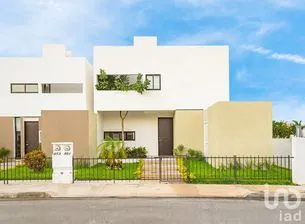 NEX-209049 - Casa en Venta, con 3 recamaras, con 3 baños, con 169 m2 de construcción en Real Montejo, CP 97302, Yucatán.