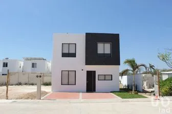 NEX-211665 - Casa en Venta, con 2 recamaras, con 1 baño, con 92.28 m2 de construcción en Conkal, CP 97345, Yucatán.