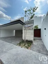 NEX-212240 - Casa en Venta, con 3 recamaras, con 3 baños, con 337 m2 de construcción en Temozon Norte, CP 97302, Yucatán.