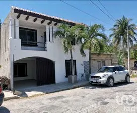 NEX-207724 - Casa en Venta, con 2 recamaras, con 2 baños en Valladolid Centro, CP 97780, Yucatán.