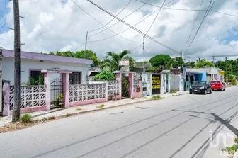 NEX-208061 - Casa en Venta, con 2 recamaras, con 5 baños en Tizimin Centro, CP 97700, Yucatán.