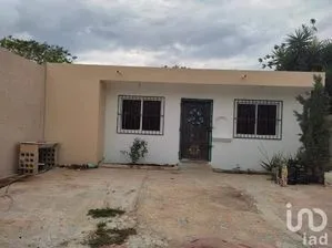 NEX-208612 - Casa en Venta, con 2 recamaras, con 1 baño, con 85 m2 de construcción en Orquídeas, CP 97782, Yucatán.