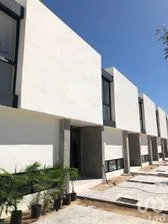 NEX-208960 - Casa en Venta, con 3 recamaras, con 4 baños, con 176 m2 de construcción en Dzityá, CP 97302, Yucatán.