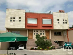 NEX-95869 - Casa en Venta, con 4 recamaras, con 4 baños, con 458 m2 de construcción en San Pedro Mártir, CP 14650, Ciudad de México.