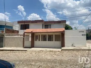 NEX-200531 - Casa en Venta, con 4 recamaras, con 2 baños, con 440 m2 de construcción en El Mirador, CP 29030, Chiapas.