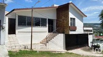 NEX-208945 - Casa en Venta, con 3 recamaras, con 2 baños, con 240 m2 de construcción en La Lomita, CP 29060, Chiapas.